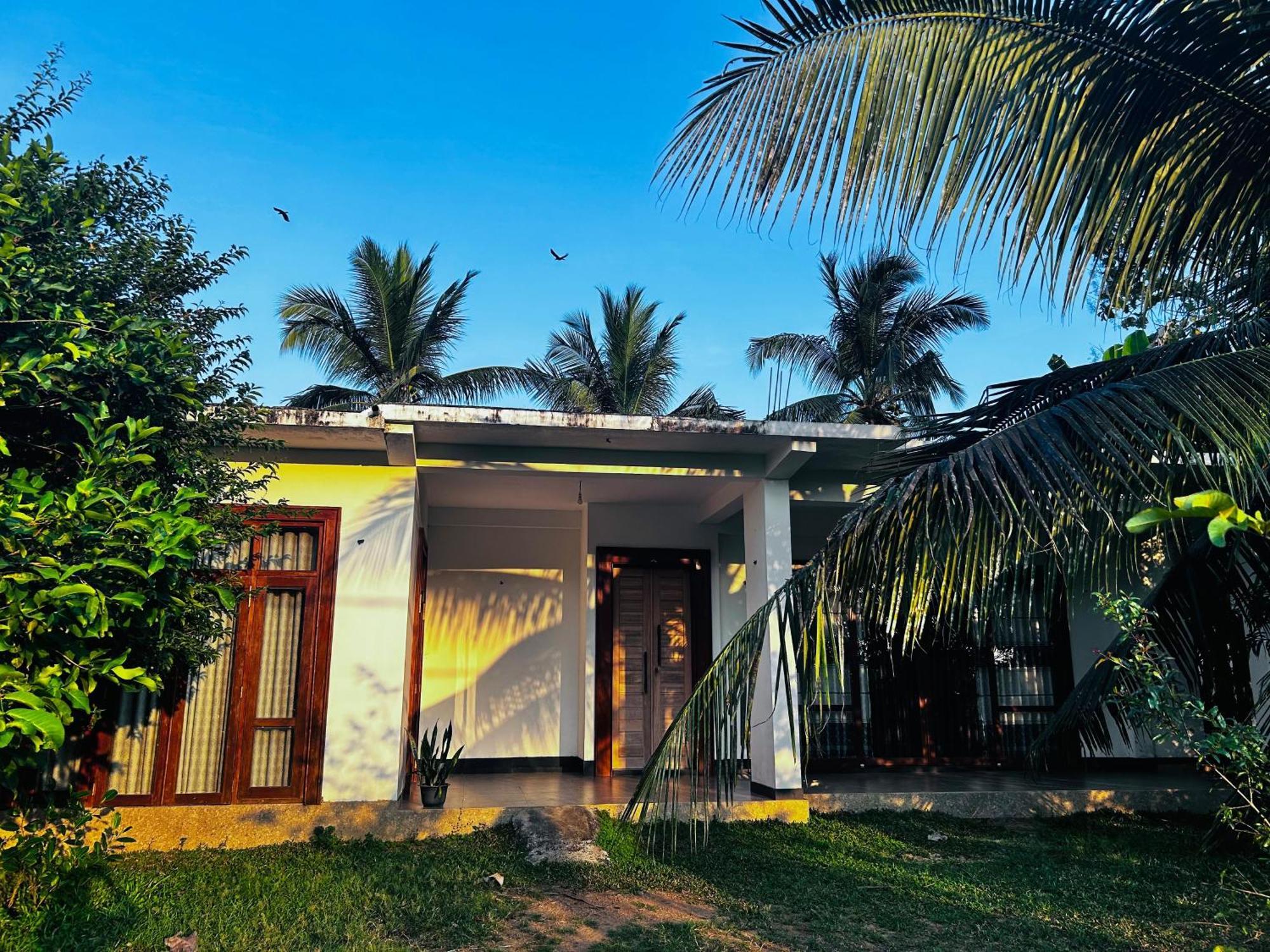 Windy Villa โปลอนนารูวา ภายนอก รูปภาพ